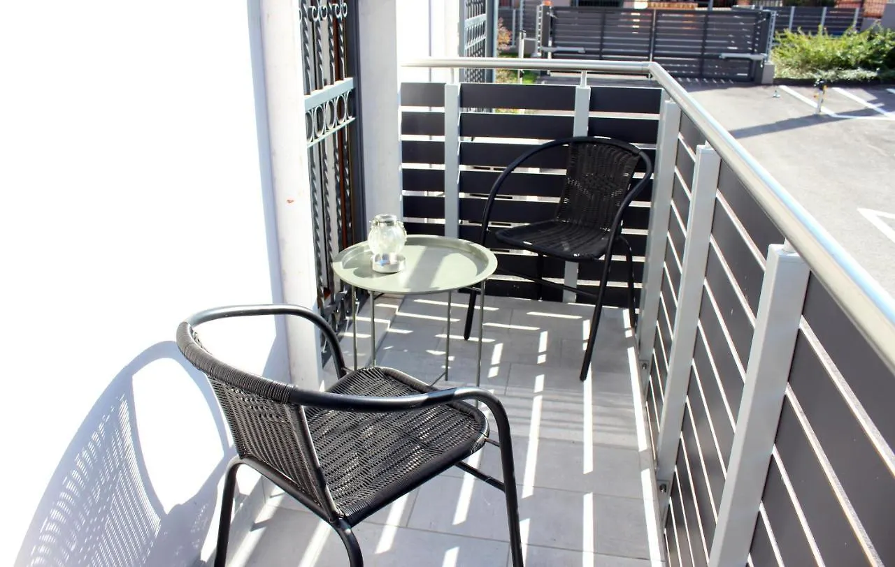 La Boheme Peschiera Luxury Apartment Peschiera del Garda