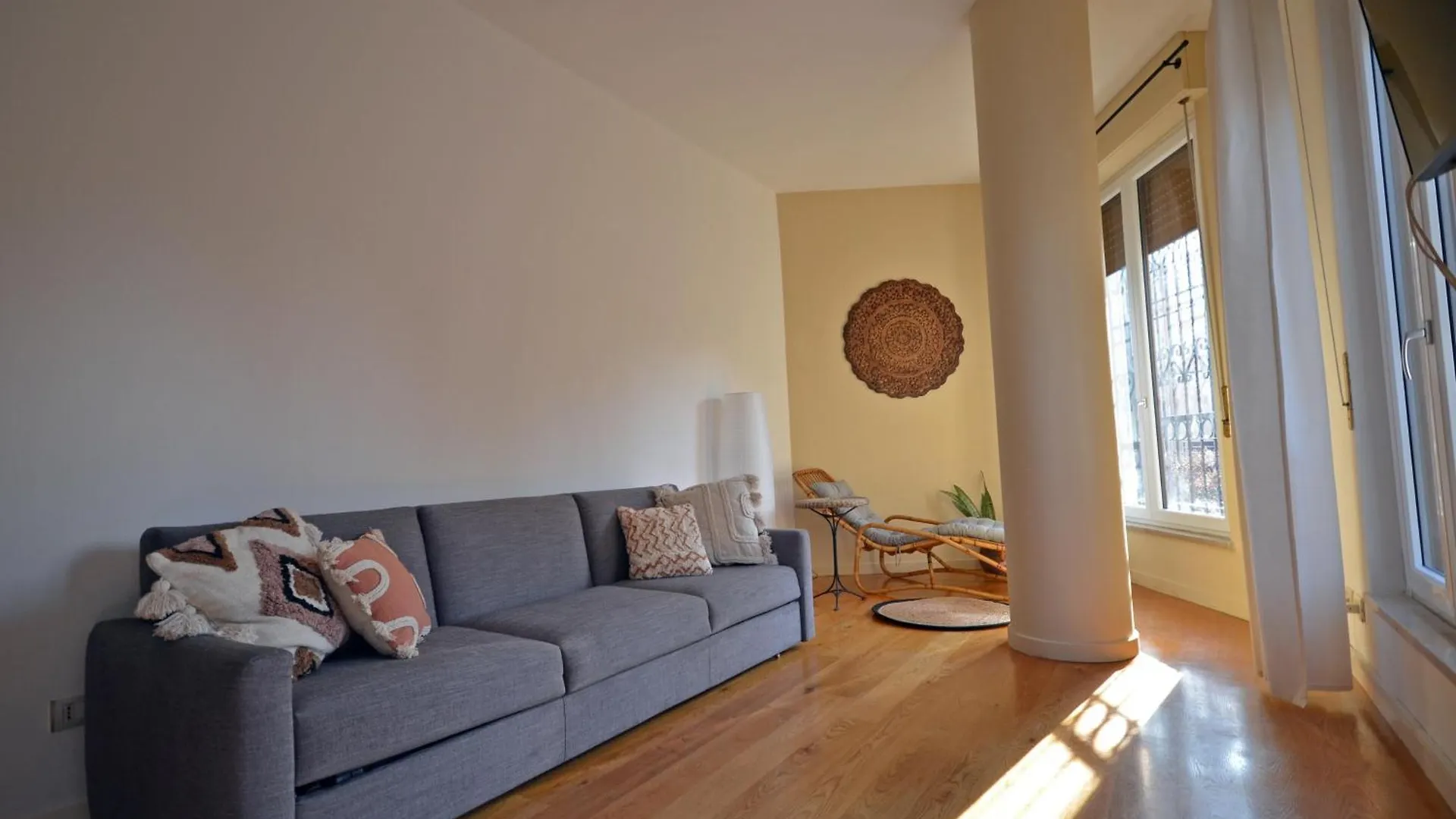 La Boheme Peschiera Luxury Apartment Peschiera del Garda Italien
